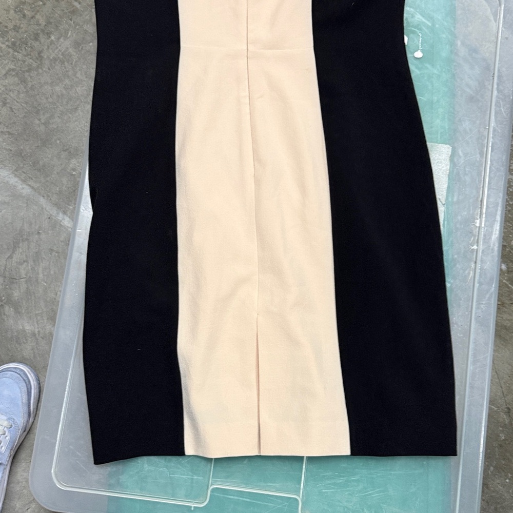 Tahari dress - Picture 4 of 4